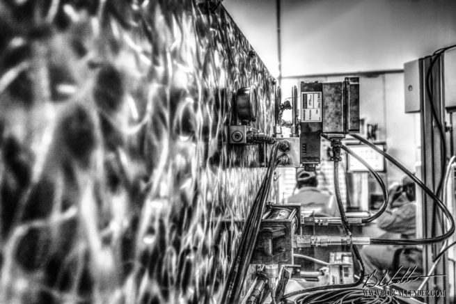 Schlumberger 758 Black and White by Bob Callender