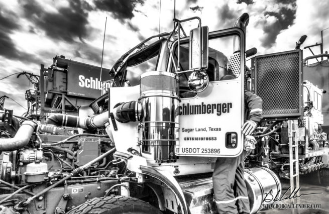 Schlumberger 9202 Black and White by Bob Callender