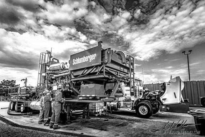 Schlumberger 9225 Black and White by Bob Callender